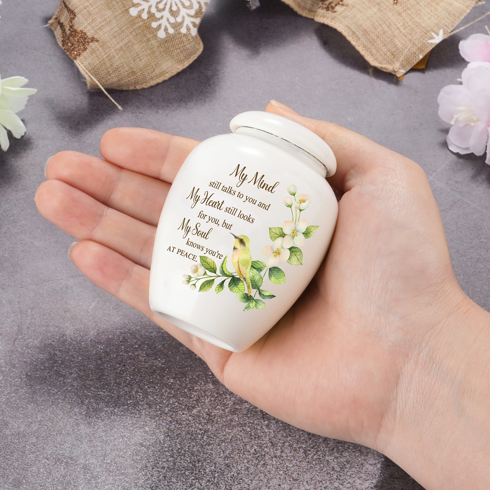 Ceramic Mini Urn for Ashes - Elegant Memorial Keepsake Urn for Human Ashes, Small Cremation Urn for Women Men, Funeral Keepsake Urn with Secure Lid