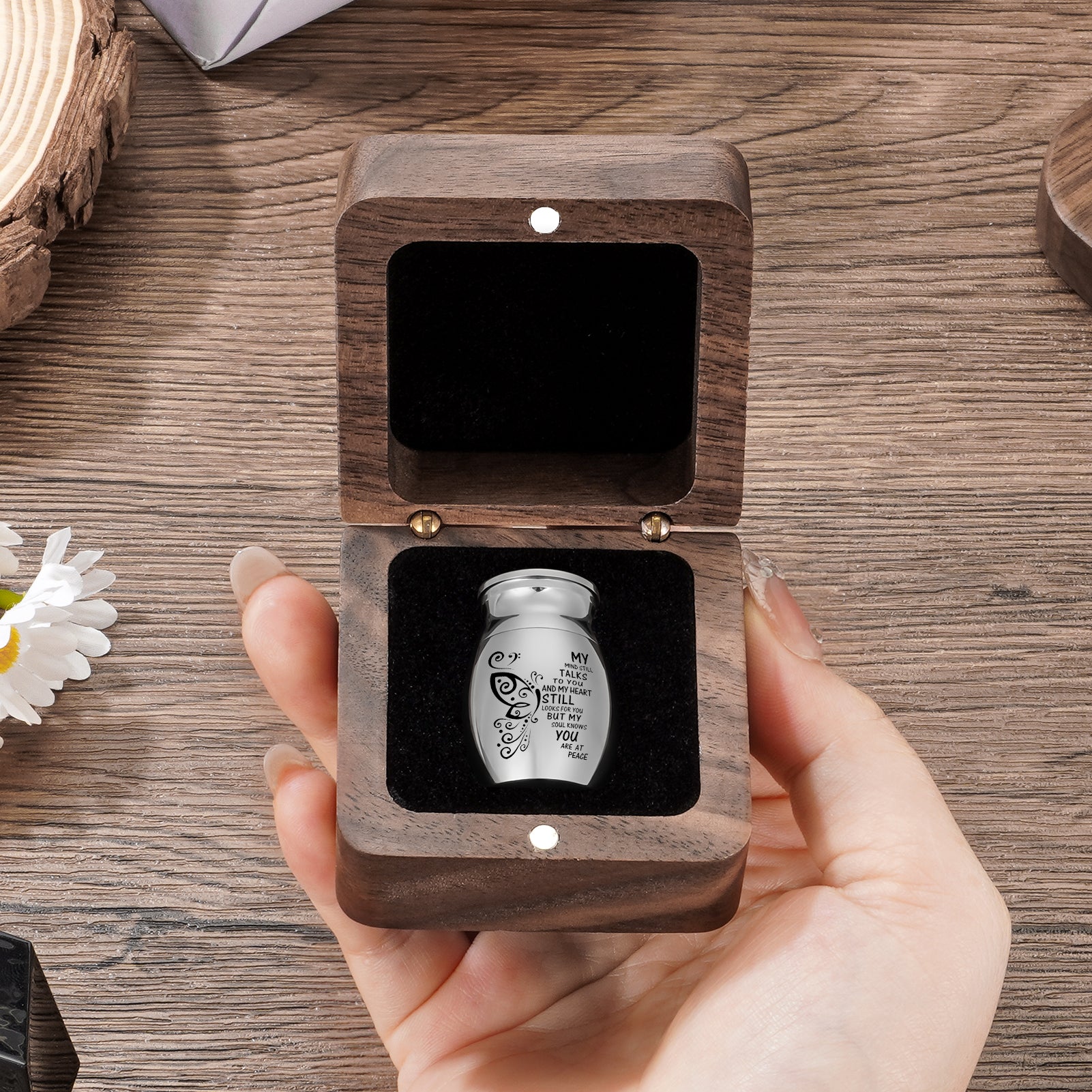 Heart Wood Urn Box Mini Urns for Human Ashes 1.2 Inches Small Urns for Human Ashes Keepsake Heart Cremation Keepsake Urn Small Urn for Ash for Women Men